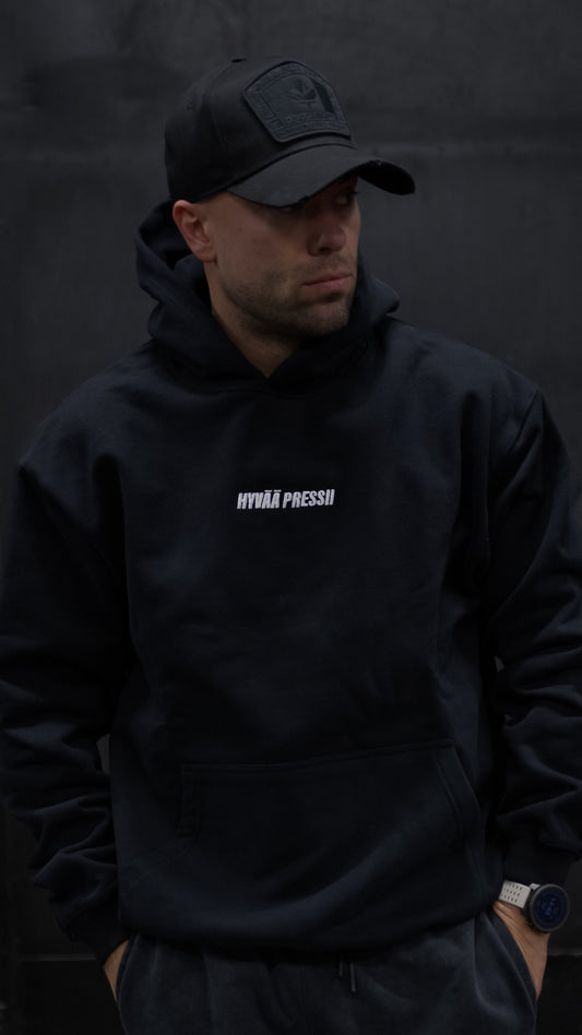 HYVÄÄ PRESSII Hoodie